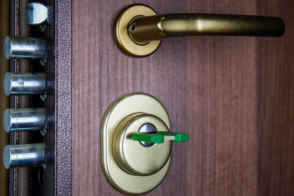 Isoler une porte blindée